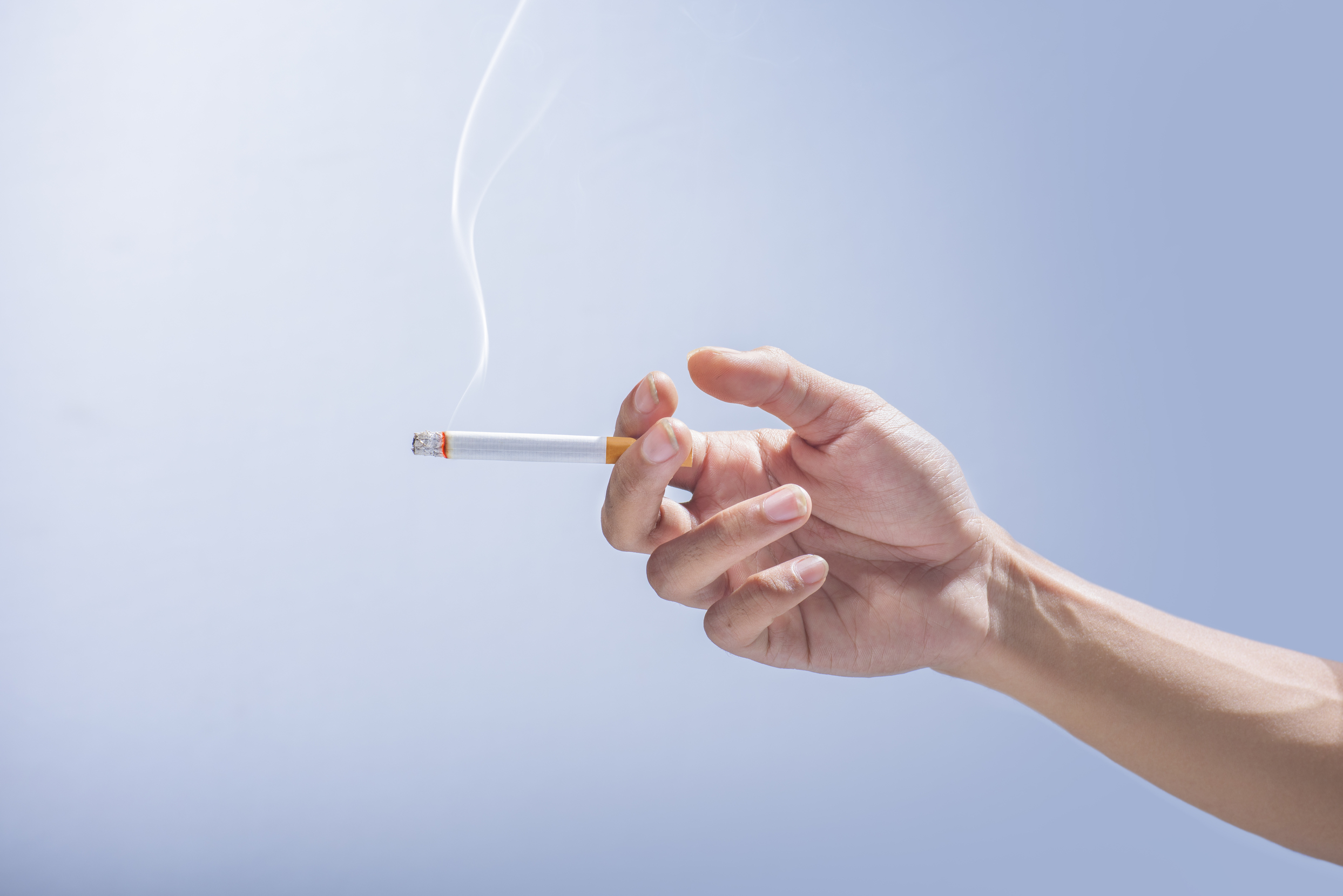 Ilustrasi untuk Apa Saja Kandungan Asap Rokok dan Risiko Kesehatannya?